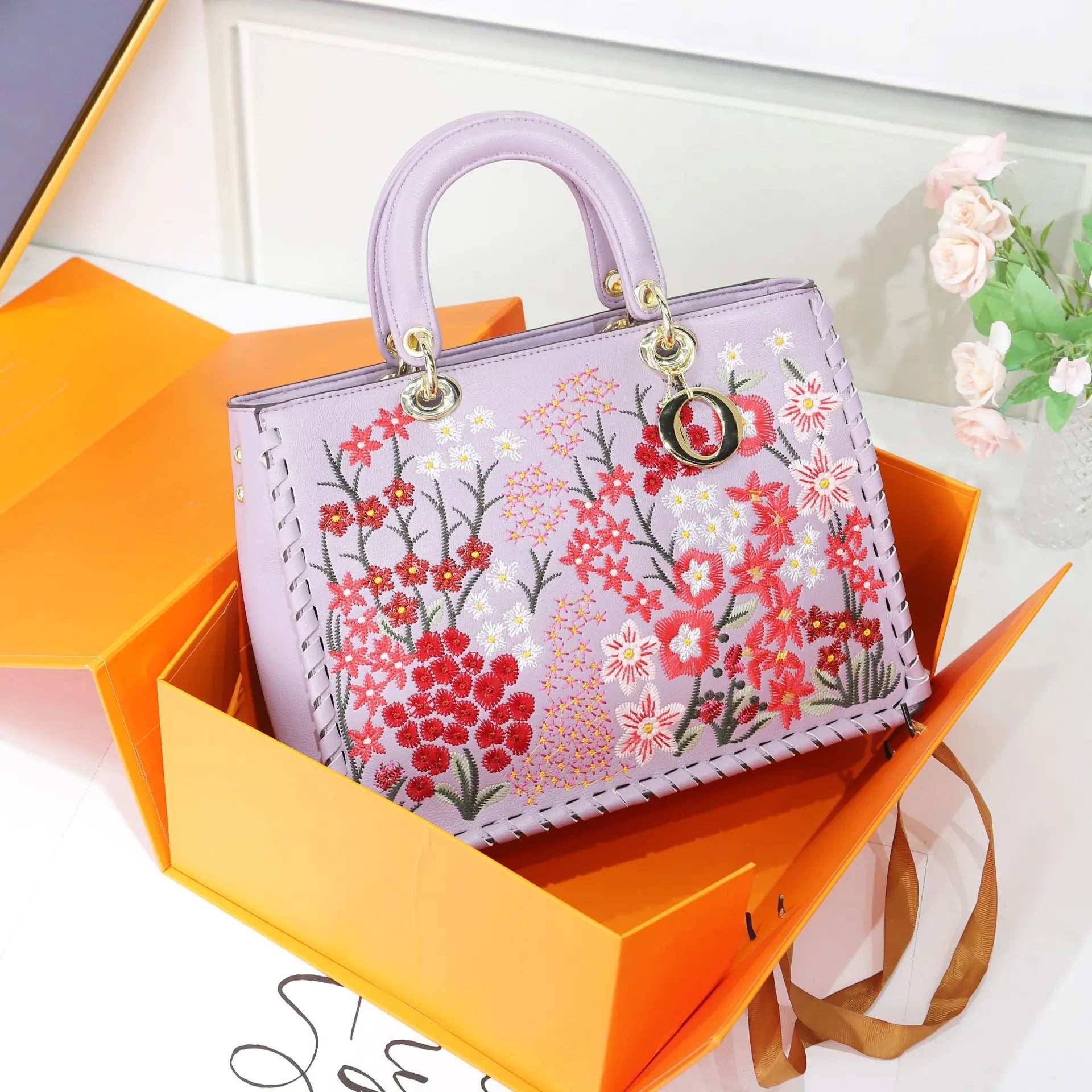 Handheld Embroidery Messenger Bag