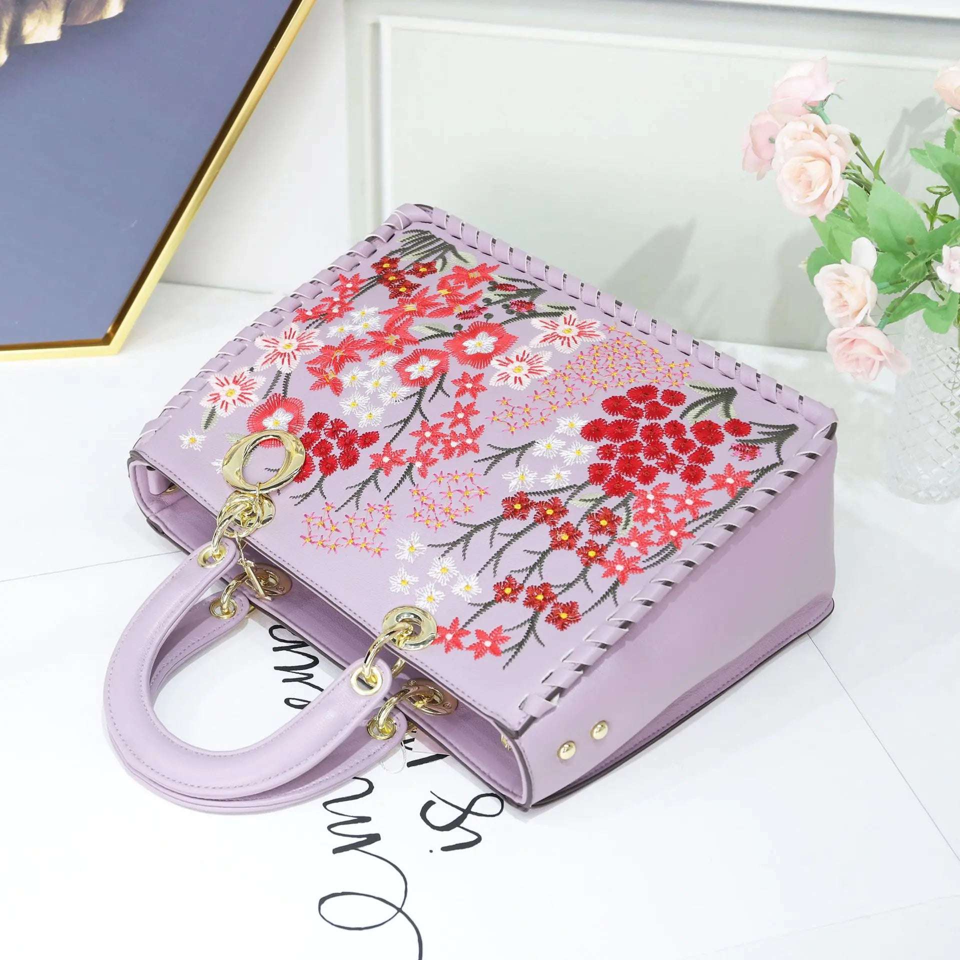 Handheld Embroidery Messenger Bag
